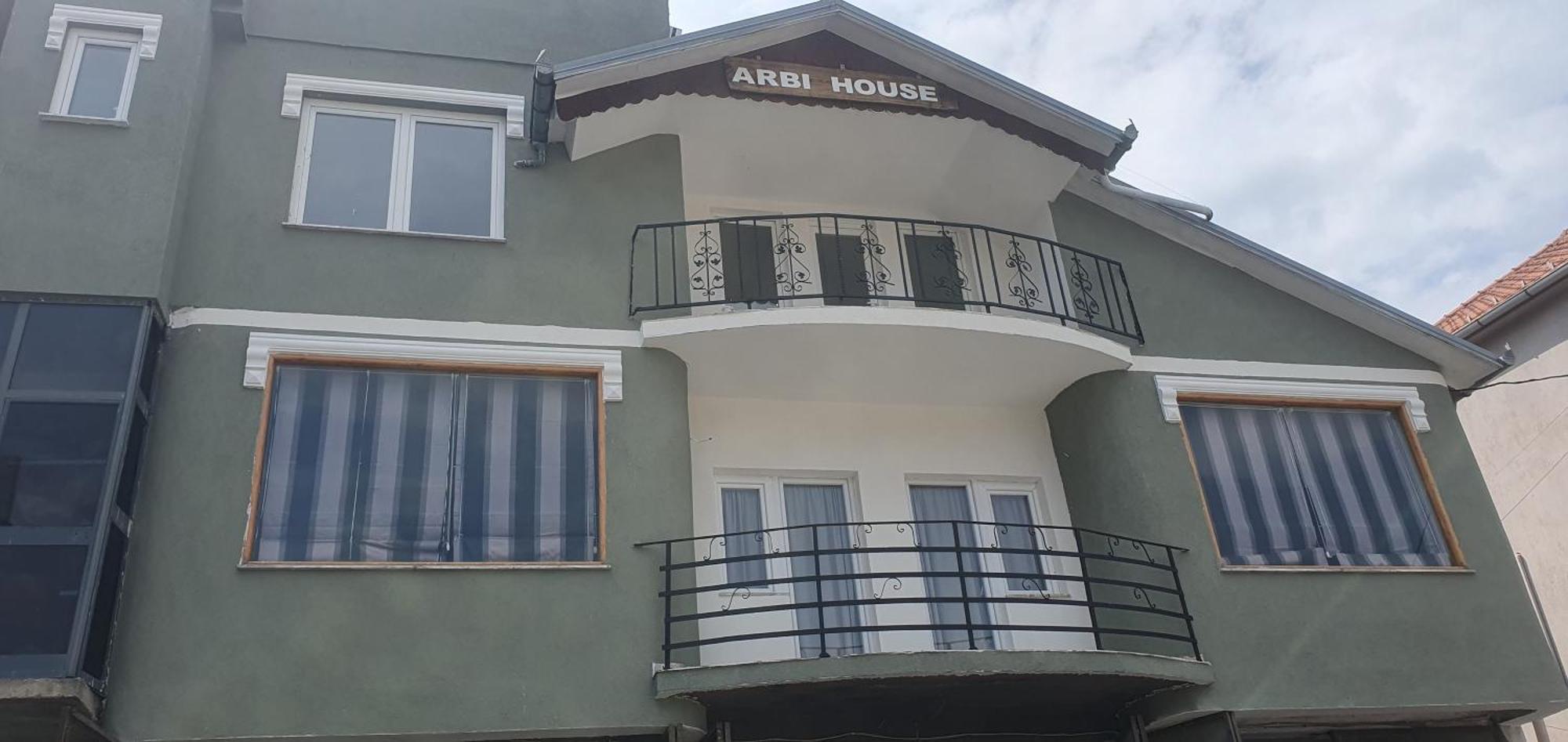 Arbi Guest House Kukes Εξωτερικό φωτογραφία